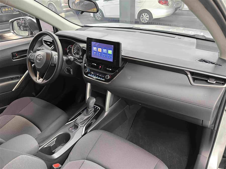 Toyota Frontlander 2022 car image #12