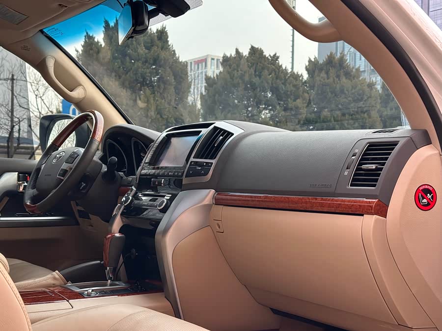 Toyota Land Cruiser 2015 immagine di auto #12