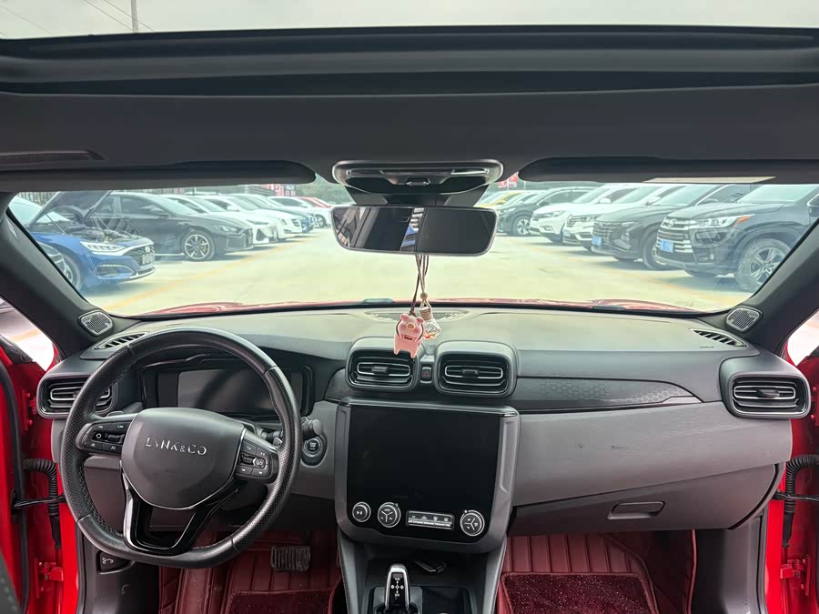 Lynk & Co 03 2020 car image #12