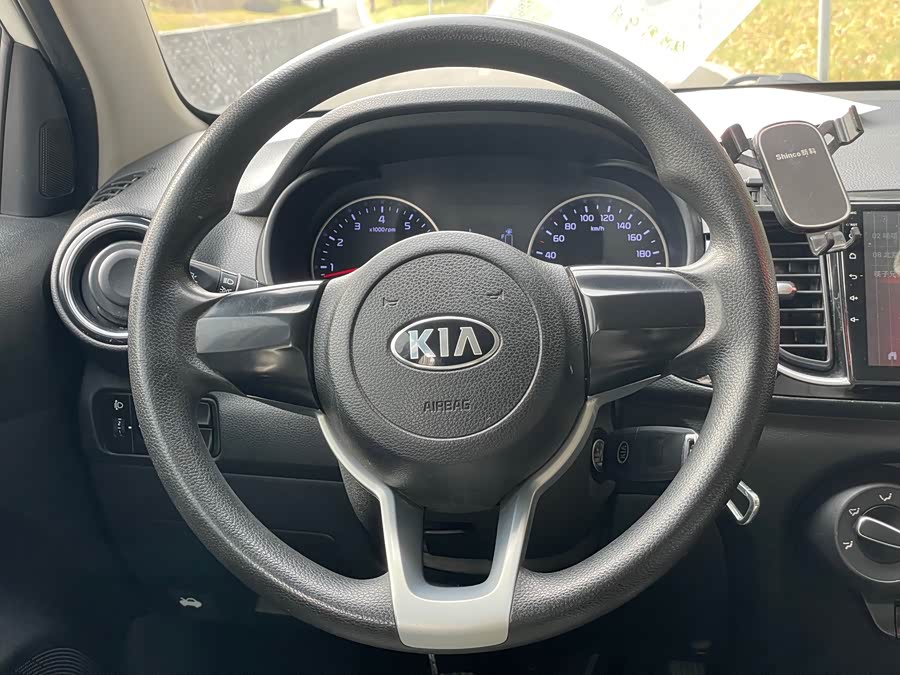 Kia Pegas 2018 image de voiture #12