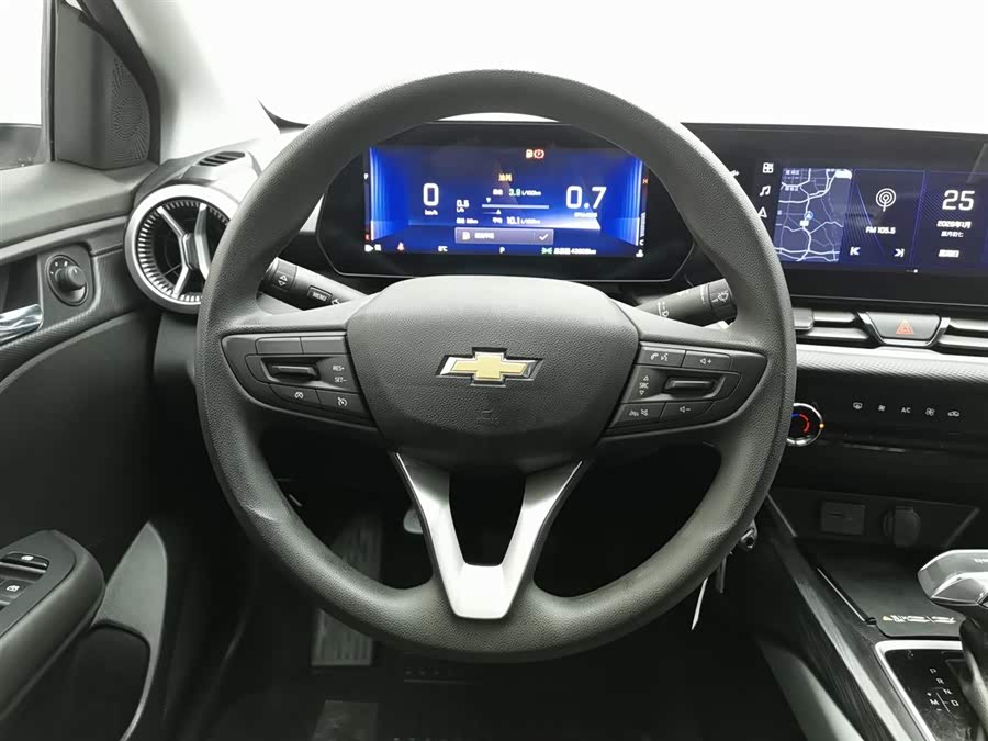 Chevrolet Monza 2023 #12 Chevrolet Monza 2023 car image #12