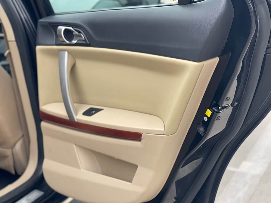 Roewe 550 2015 изображение автомобиля #12