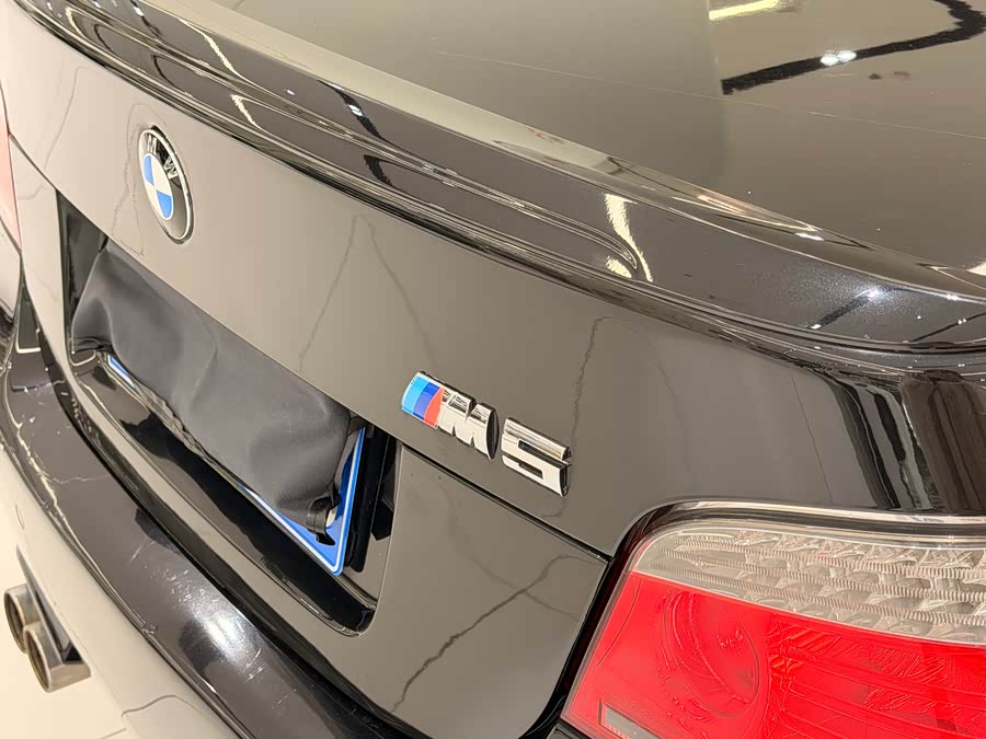 BMW M5 2007 car image #12