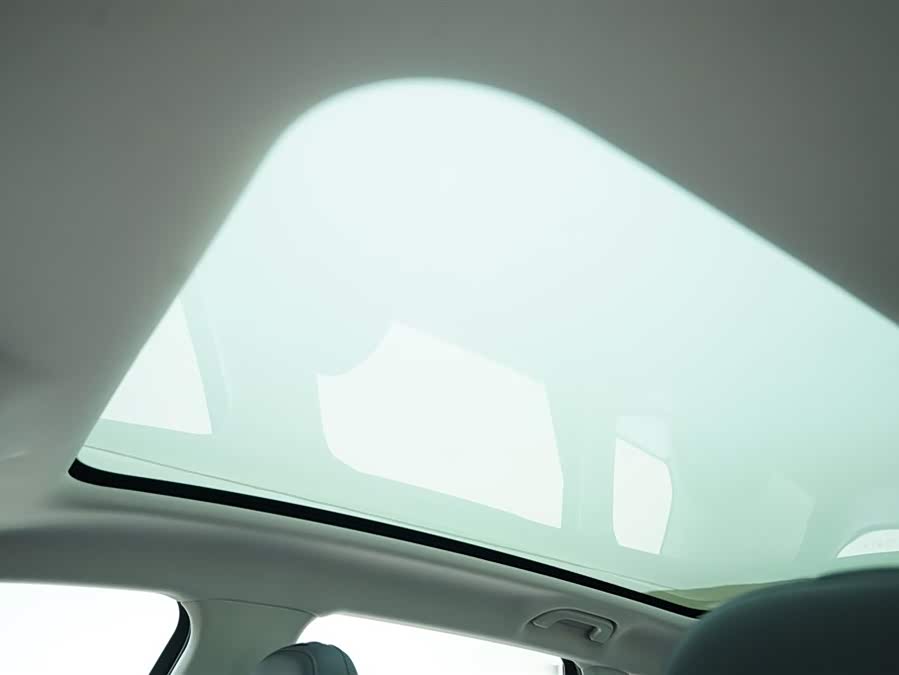 零跑汽车 零跑C10 2025 汽车图片 #12