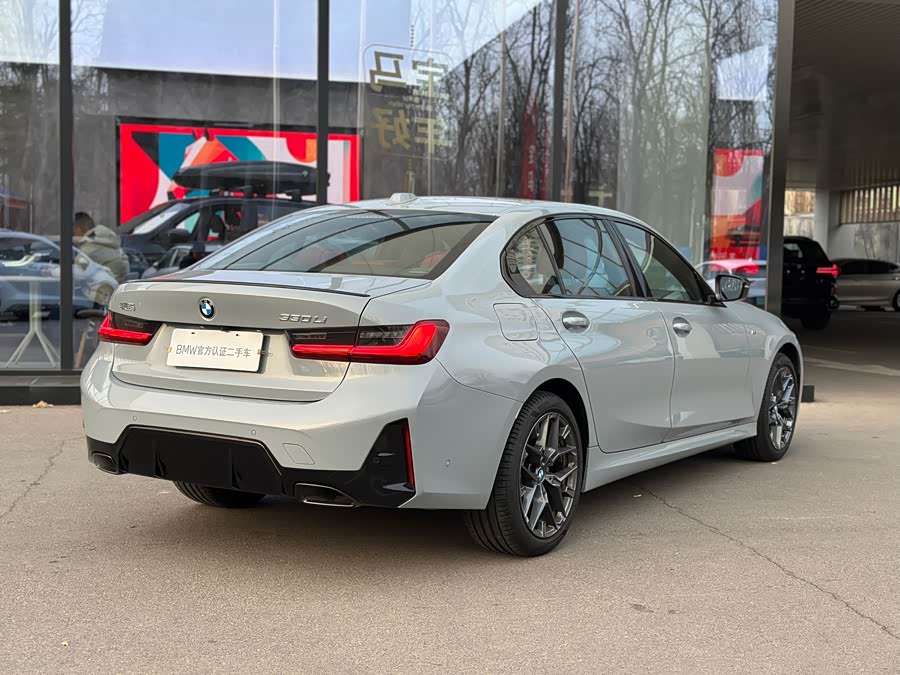 BMW 3 Series 2025 immagine di auto #12