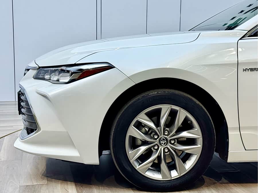 Toyota Avalon 2022 car image #12