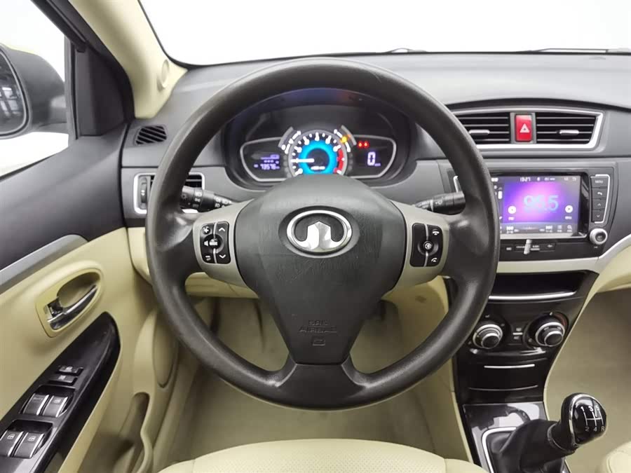 Great Wall C30 2016 car image #12