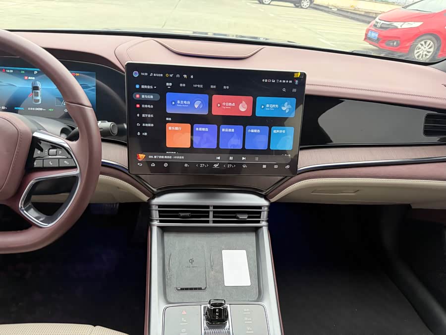 BYD Seal 2024 #12 BYD Seal 2024 immagine di auto #12