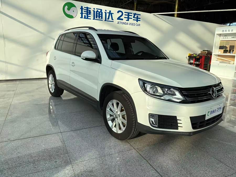 Volkswagen Tiguan 2017 car image #12