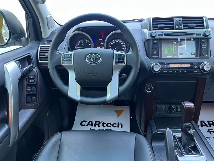 Toyota Land Cruiser Prado 2015 immagine di auto #12