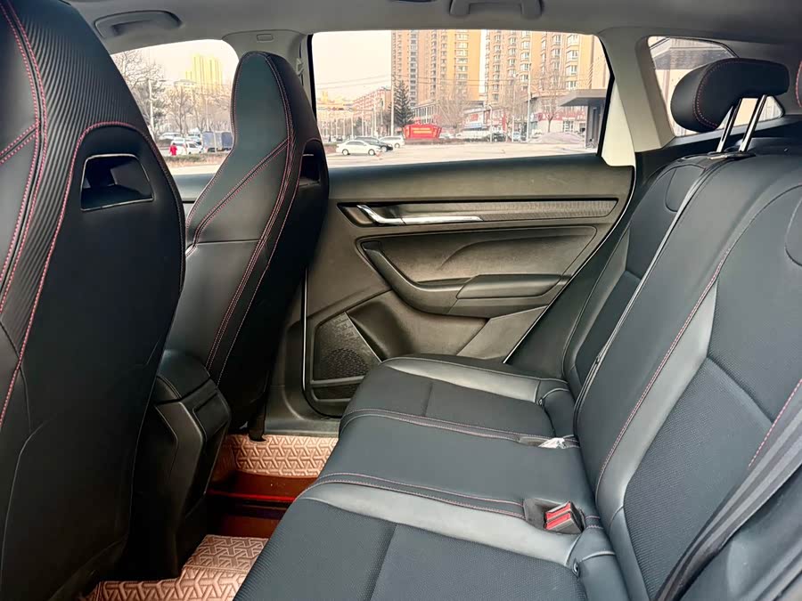 Skoda Kamiq 2022 imagem de carro #12