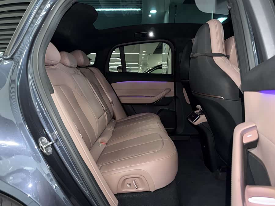 蔚来 蔚来EC6 2024 汽车图片 #12