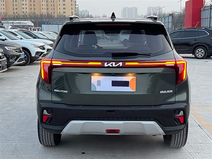 Kia Seltos 2023 #12 Kia Seltos 2023 car image #12
