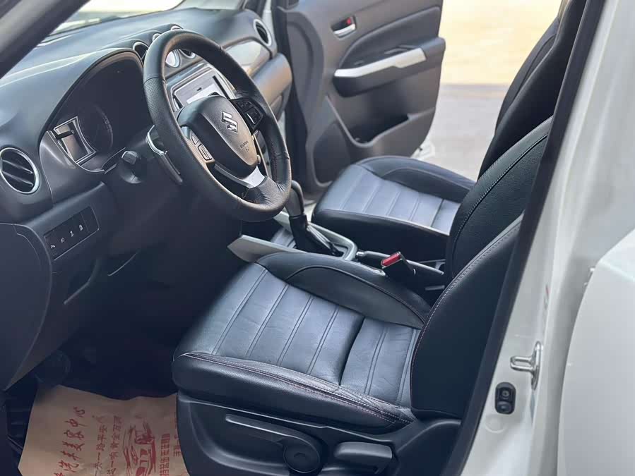 Suzuki Vitara 2016 image de voiture #12