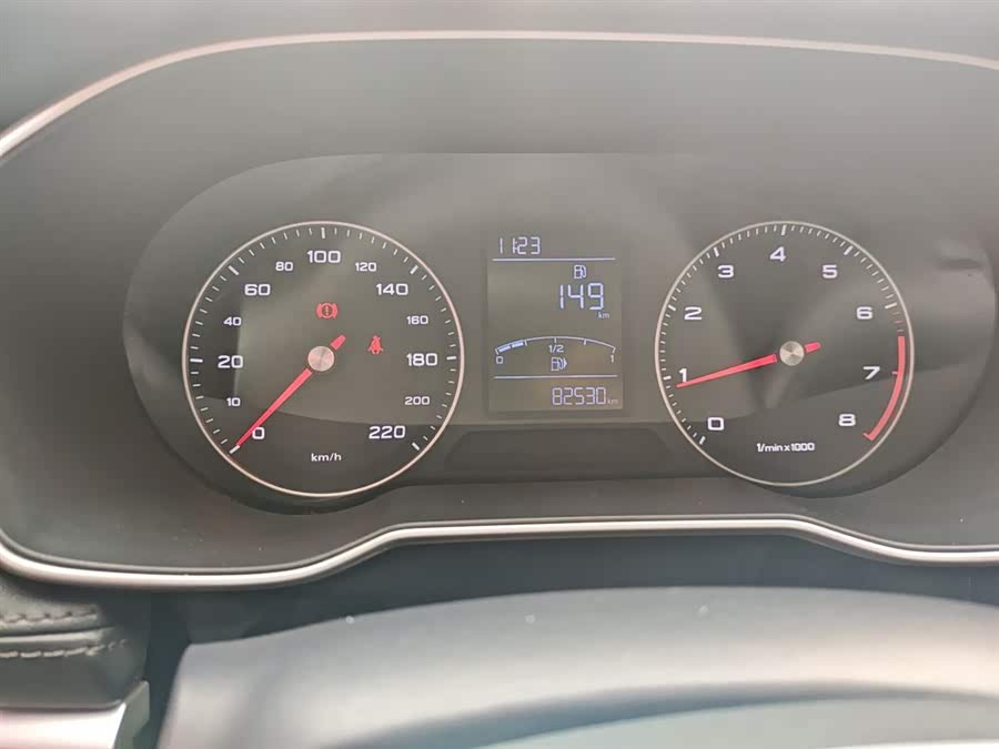 Roewe RX3 2018 изображение автомобиля #12