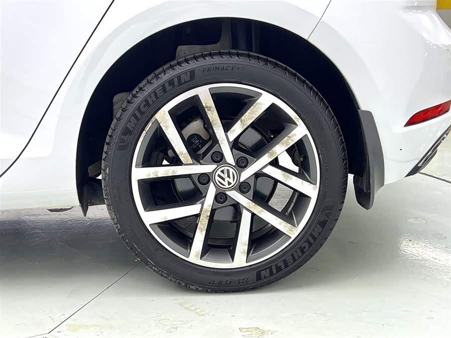 Volkswagen Golf 2020 imagem de carro #12