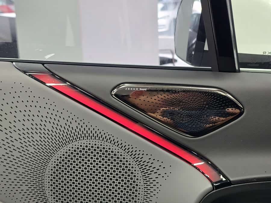 Zeekr 007 2025 imagen de coche #12