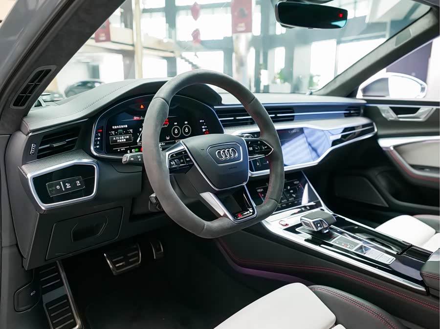 Audi RS 6 2021 immagine di auto #12