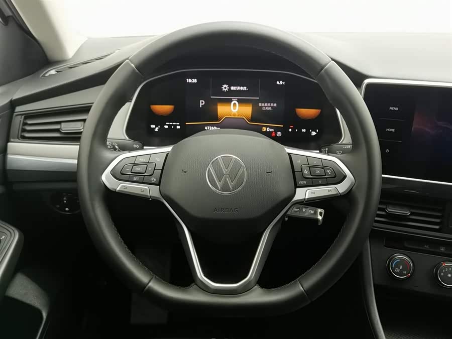 Volkswagen Bora 2024 car image #12
