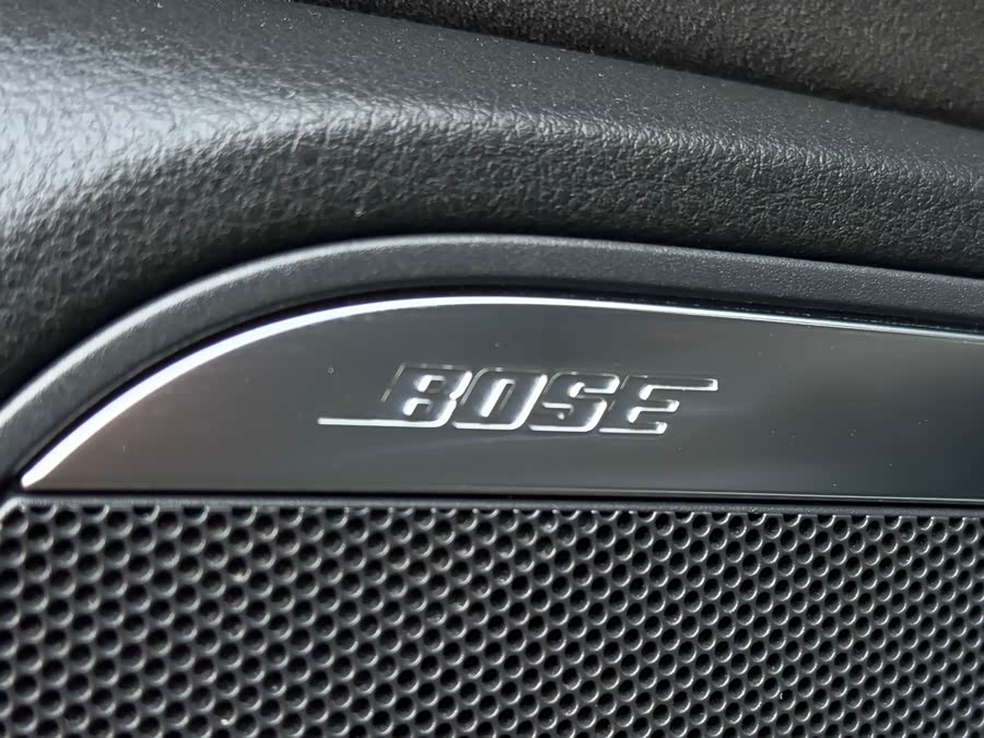 Audi S6 2013 car image #12