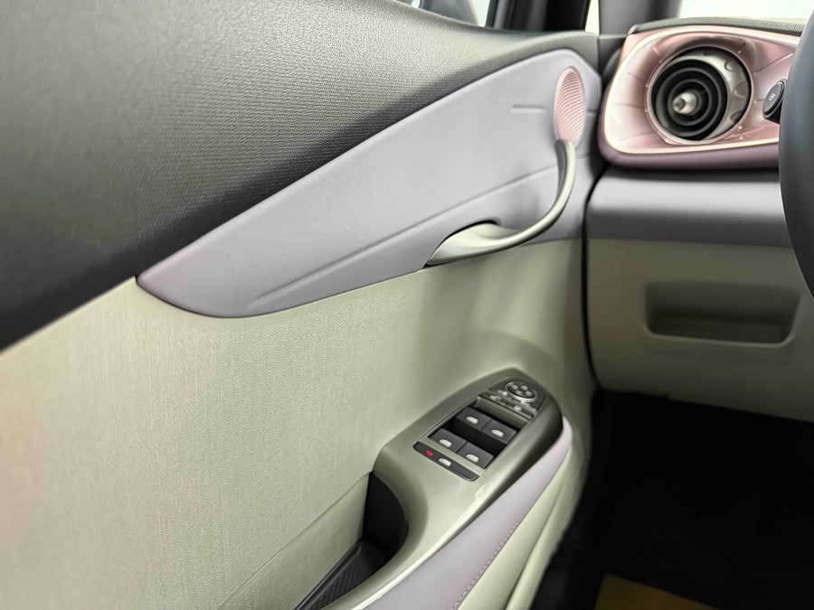 BYD Dolphin 2022 #12 BYD Dolphin 2022 car image #12