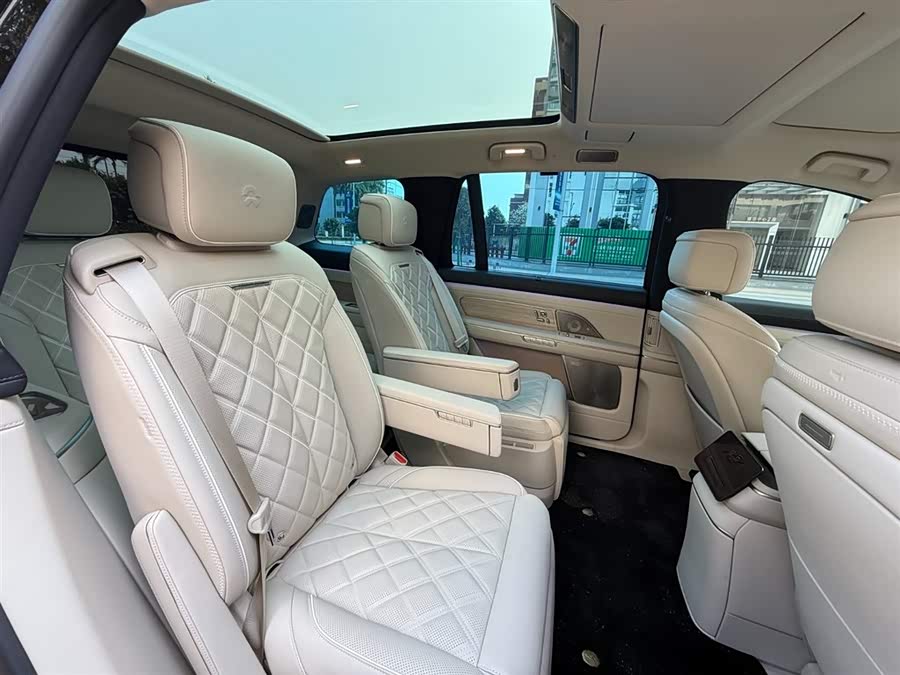 蔚来 蔚来ES8 2025 汽车图片 #12