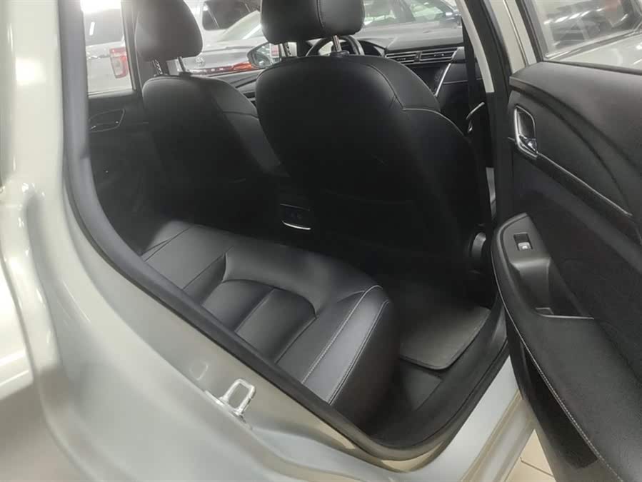 荣威 荣威Ei5 2019 汽车图片 #12