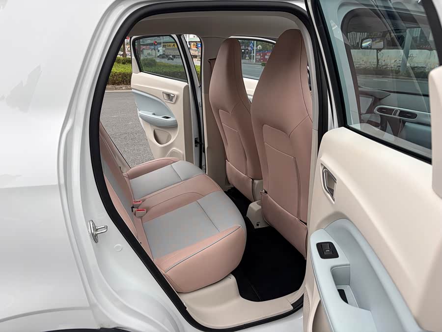 零跑汽车 零跑T03 2024 汽车图片 #12