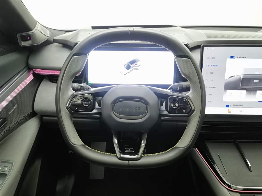 Lynk & Co 08 EM-P 2024 car image #12