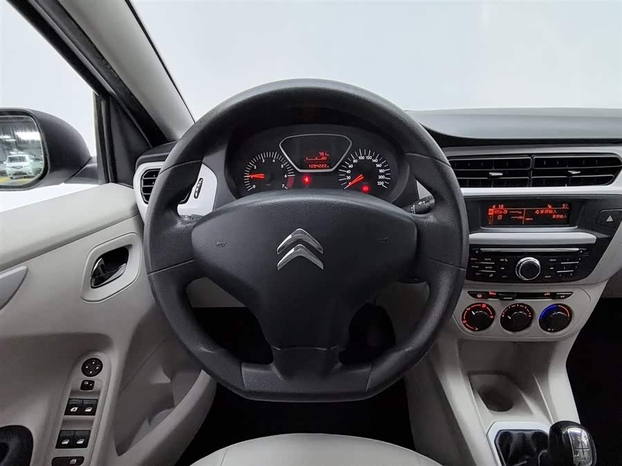 Citroen C-Elysée 2014 car image #12