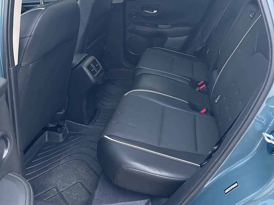 Honda ZR-V 2023 car image #12