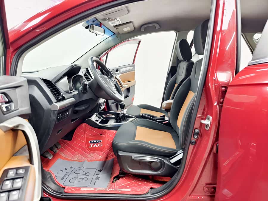 JAC 2015 #12 JAC 2015 car image #12