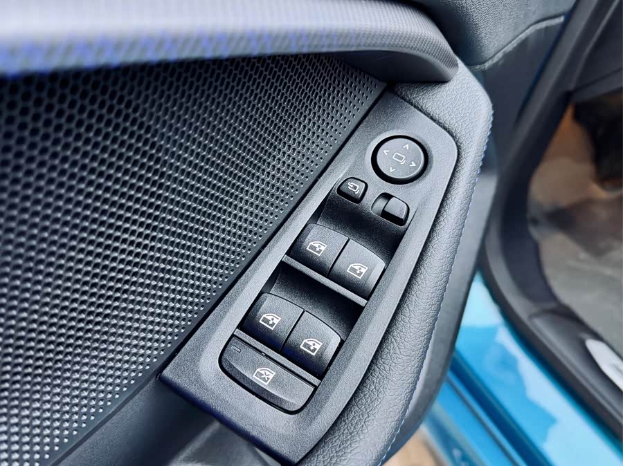 BMW 2 Series (Imported) 2024 #12 BMW 2 Series (Imported) 2024 car image #12