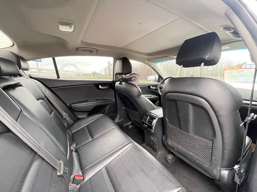 起亚 起亚K4 2016 汽车图片 #12