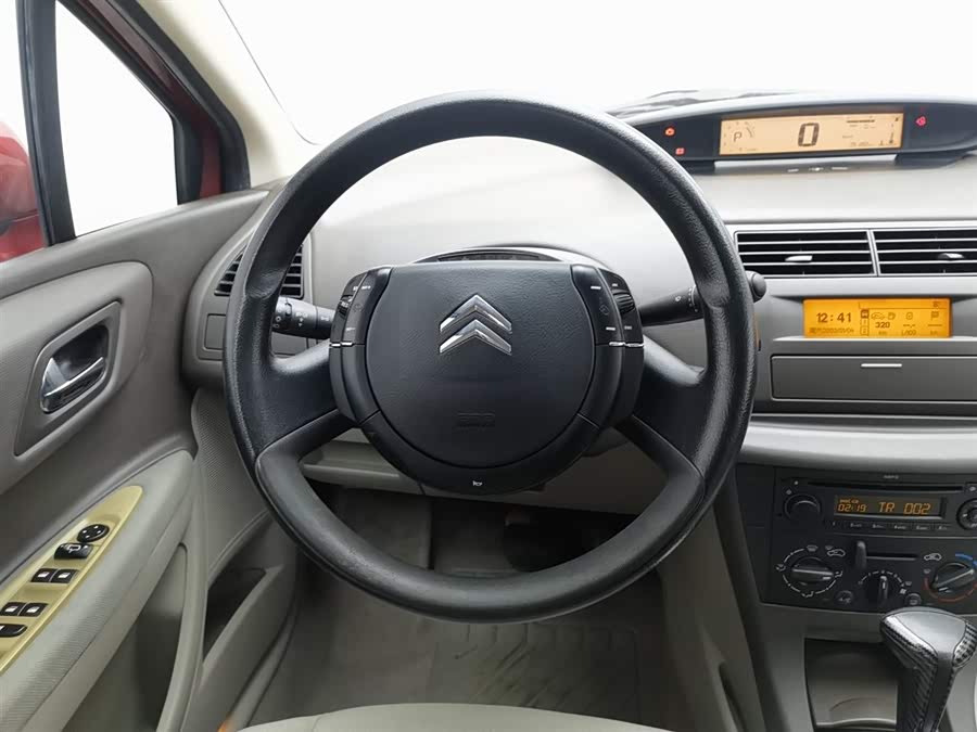 Citroen C-Quatre 2010 car image #12