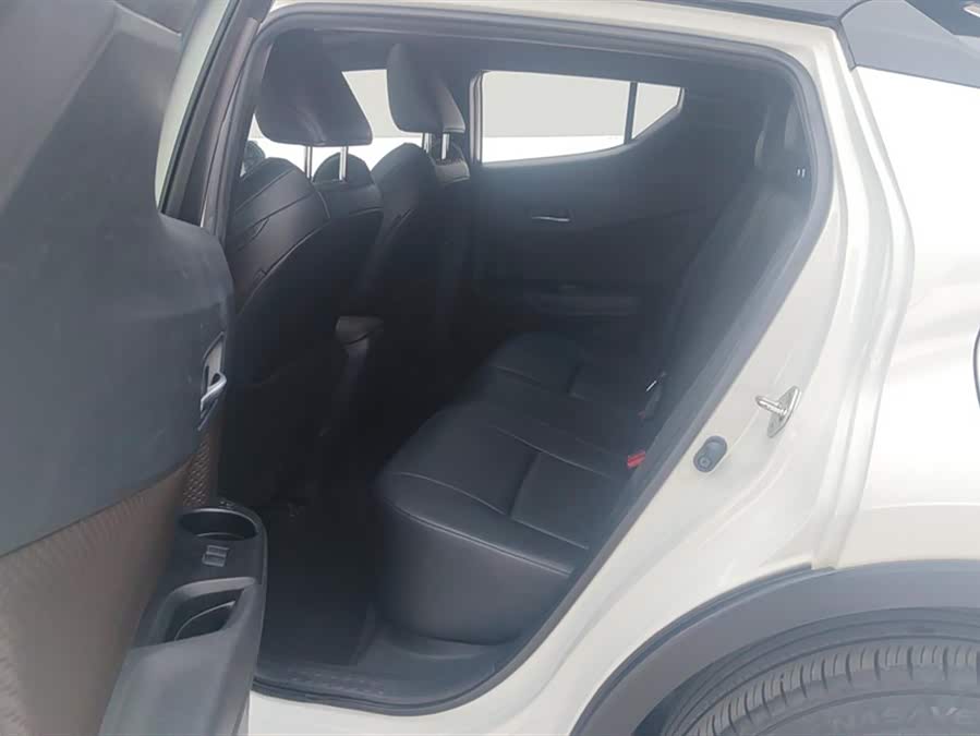 Toyota C-HR EV 2021 car image #12