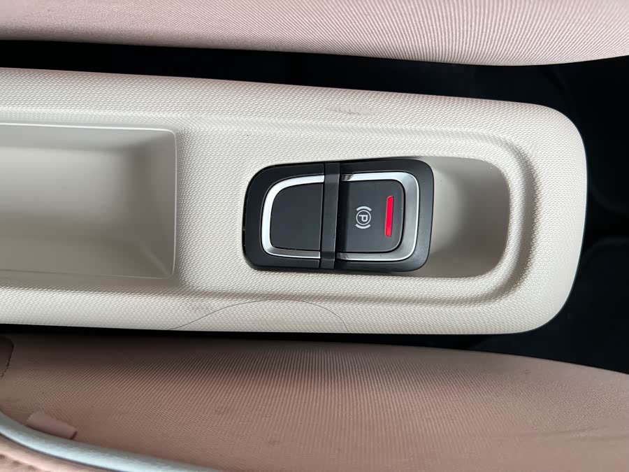 零跑汽车 零跑T03 2023 汽车图片 #12