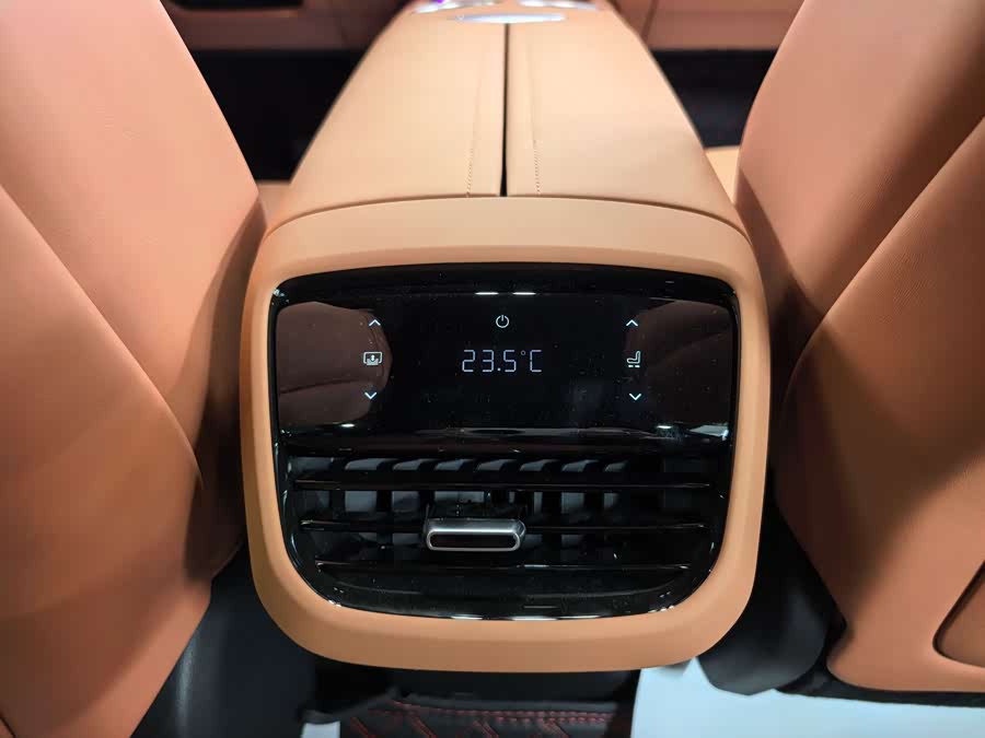 Deepal S07 2025 #12 Deepal S07 2025 immagine di auto #12