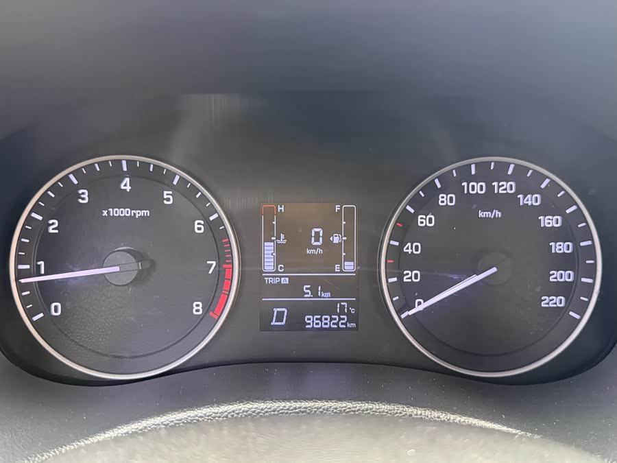 Hyundai ix25 2015 #12 Hyundai ix25 2015 car image #12