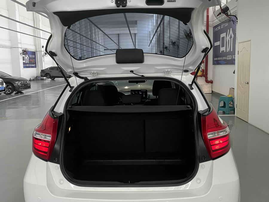 Toyota Yaris L Zhixuan 2021 #12 Toyota Yaris L Zhixuan 2021 car image #12