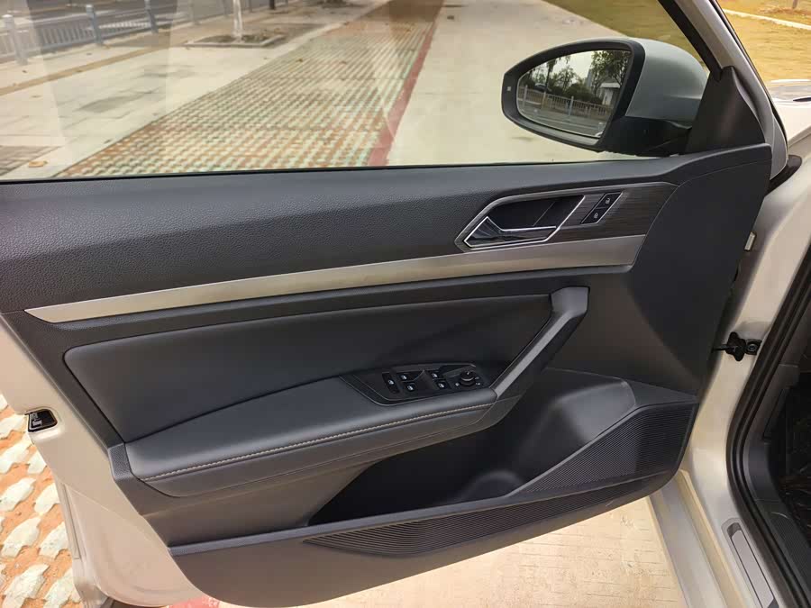 Volkswagen Lavida 2020 immagine di auto #12