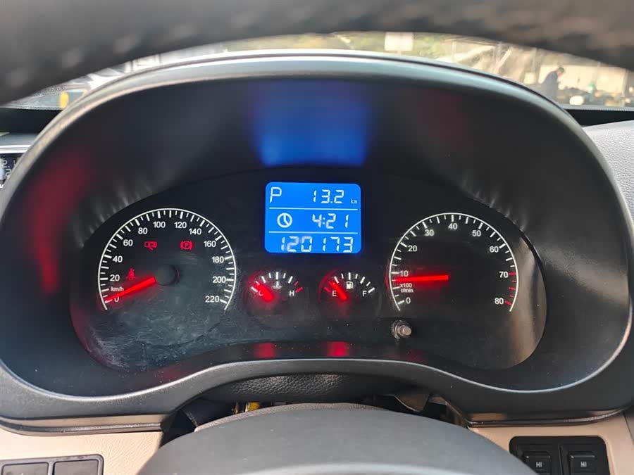 Chery Tiggo 3 2014 car image #12