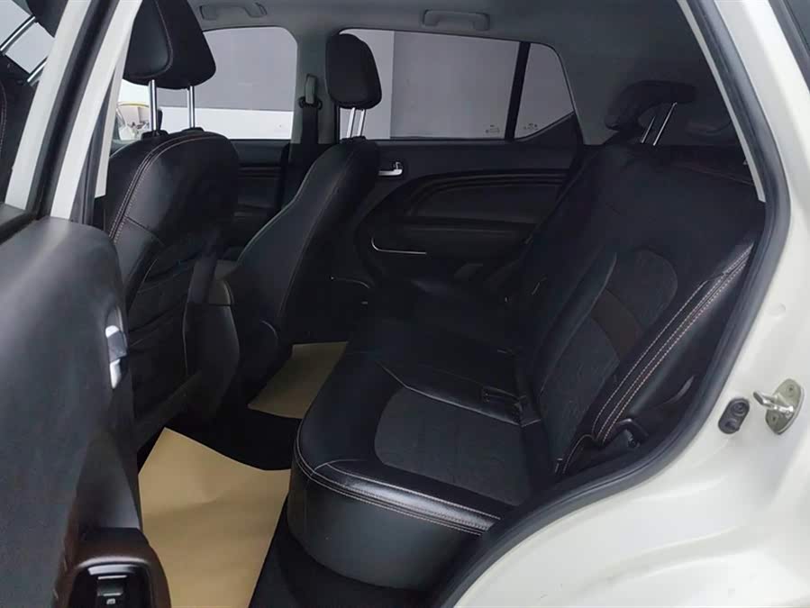 GAC Trumpchi GS3 2018 #12 GAC Trumpchi GS3 2018 car image #12