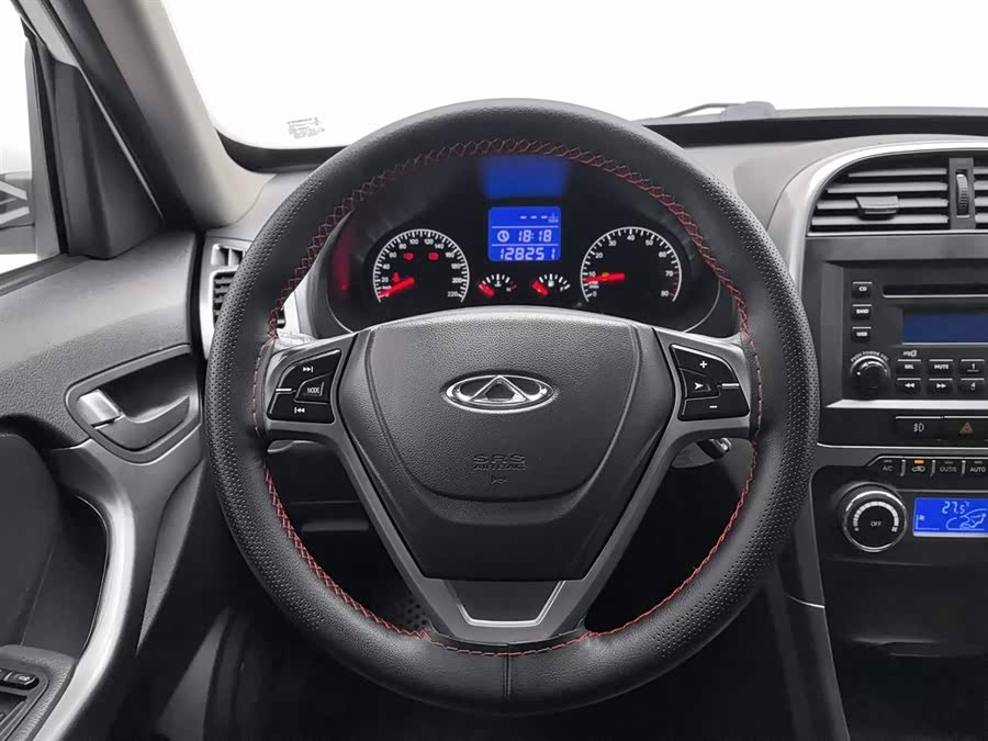 Chery Tiggo 3 2015 immagine di auto #12