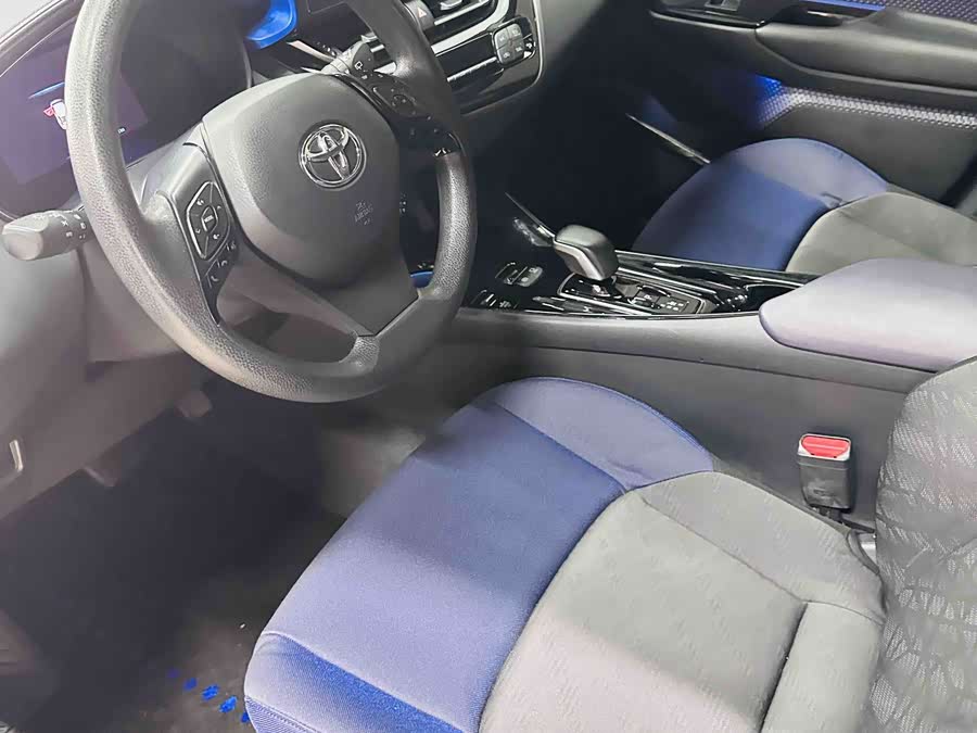 Toyota C-HR EV 2021 immagine di auto #12