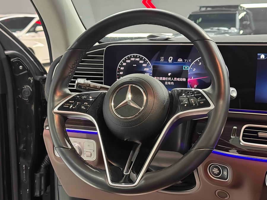 Mercedes-Benz GLE Class 2023 #12 Mercedes-Benz GLE Class 2023 car image #12