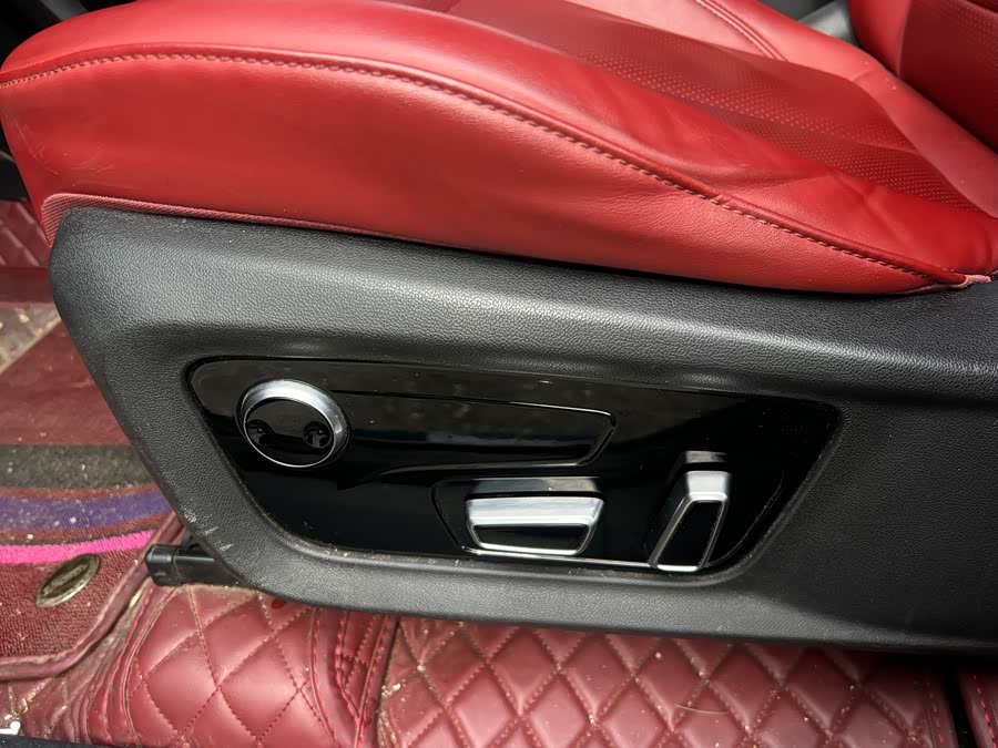 Forthing T5 EVO 2022 car image #12