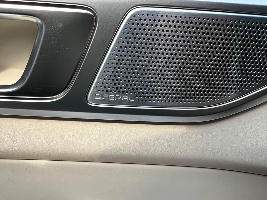 Deepal S09 2025 immagine di auto #12