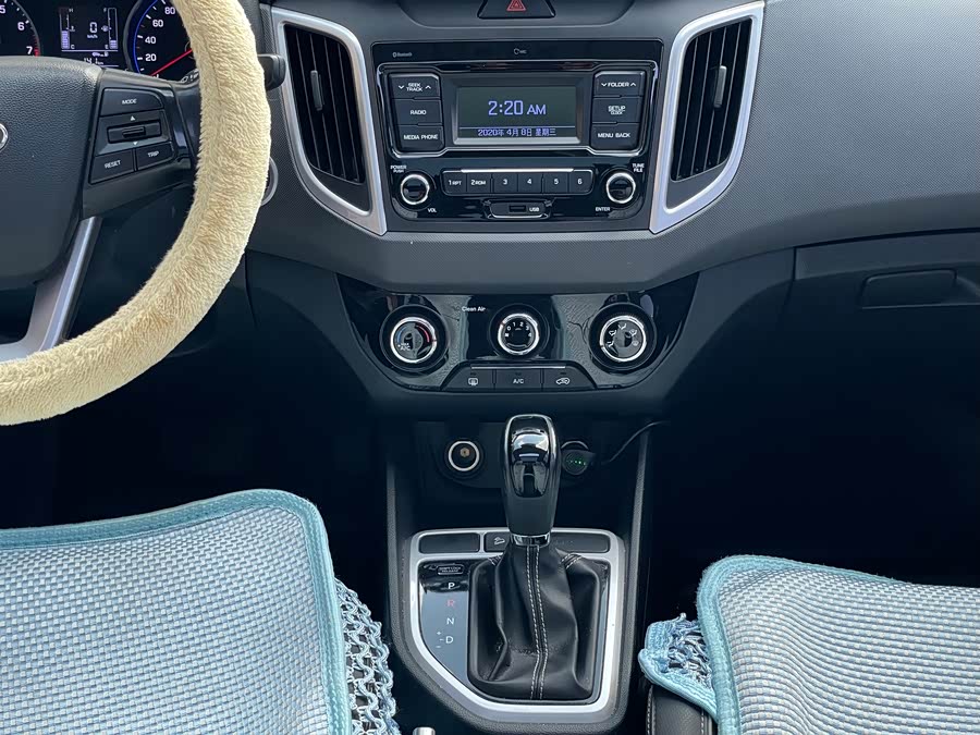 Hyundai ix25 2017 car image #12