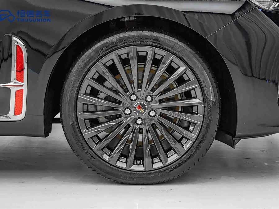 HongQi H9 2025 car image #12